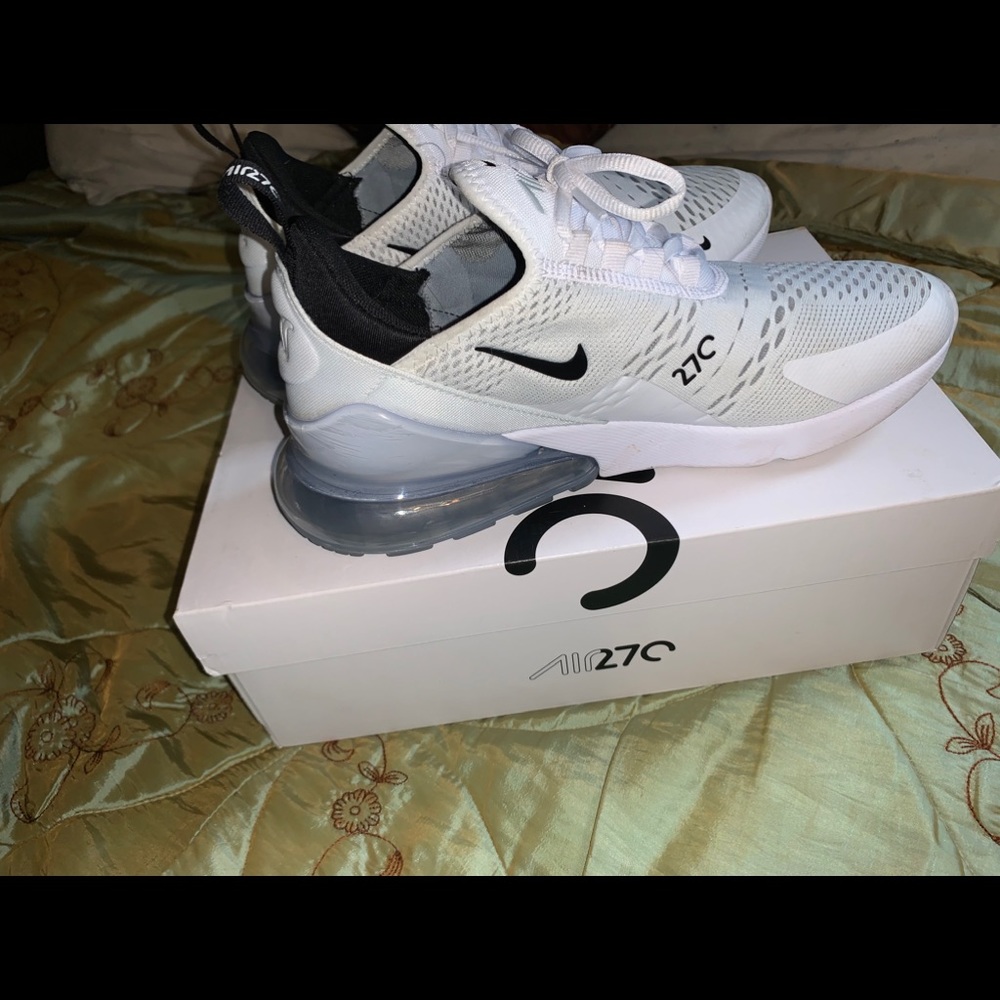 Nike airmax shoes.
